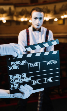 Multimedia specialist career opportunity in diploma in acting course online